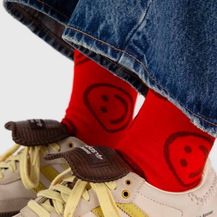 Baggu-chaussettes-crew-happy-smile-rouge-doux-Atelier-Kumo