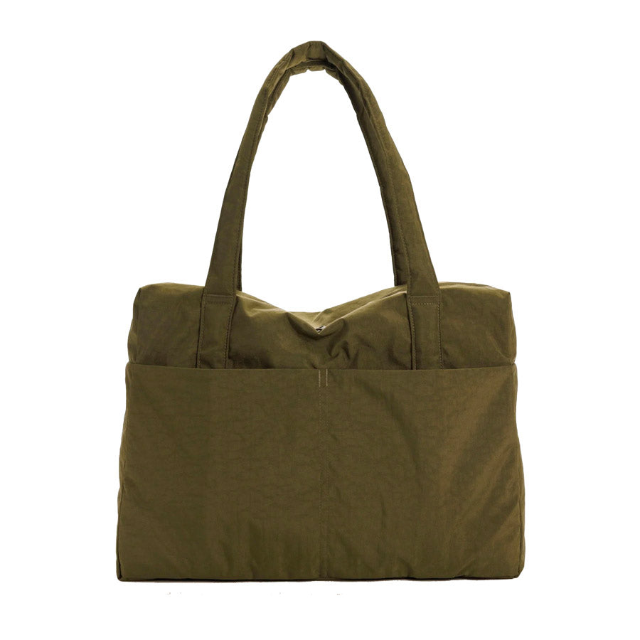 Baggu-sac-de-voyage-cloud-carry-on-vert-kaki-algue-seaweed-nylon-recycle-Atelier-Kumo