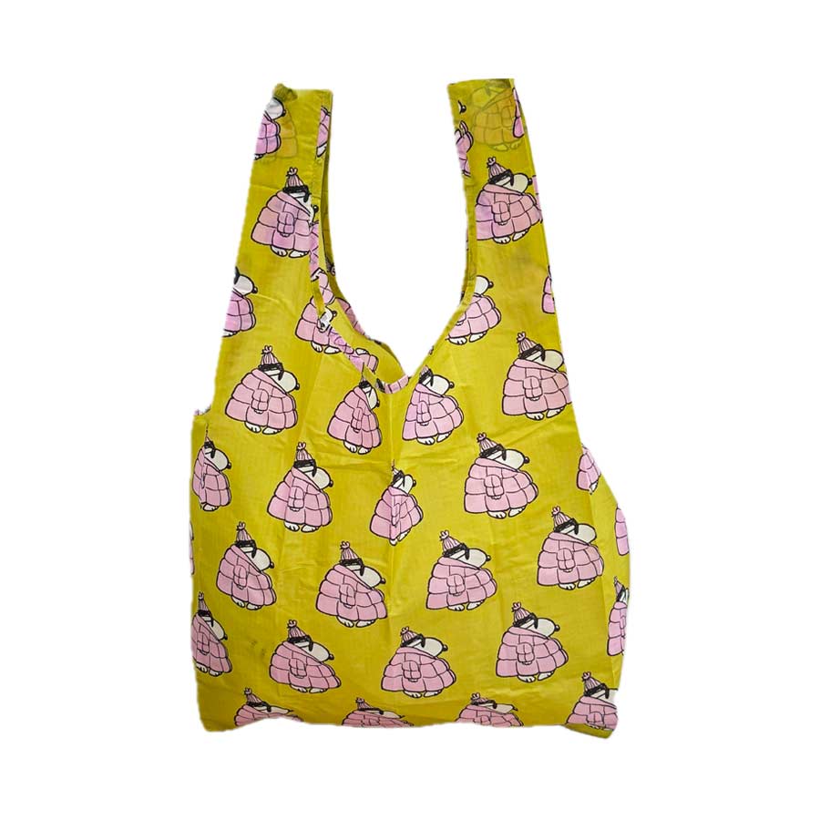 Baggu-tote-bag-standard-puffer-snoopy-peanuts-jaune-rose-durable-nylon-recycle-Atelier-Kumo