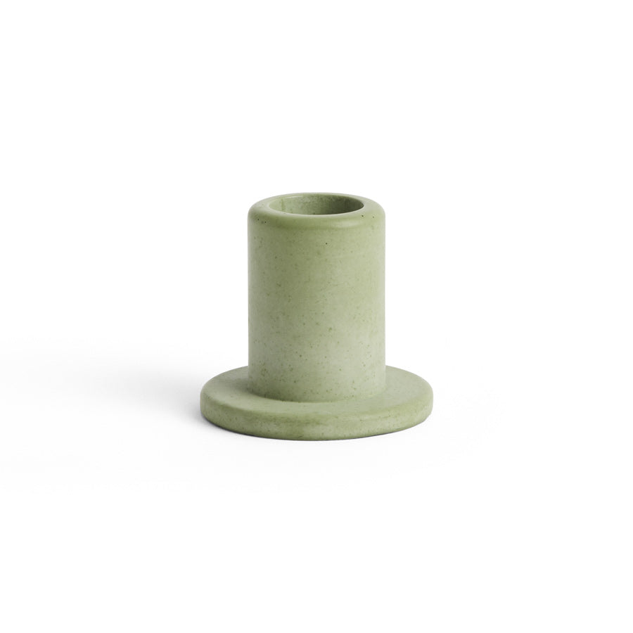 Hay-bougeoir-tube-en-beton-finition-mate-lisse-vert-poussiereux-Atelier-Kumo