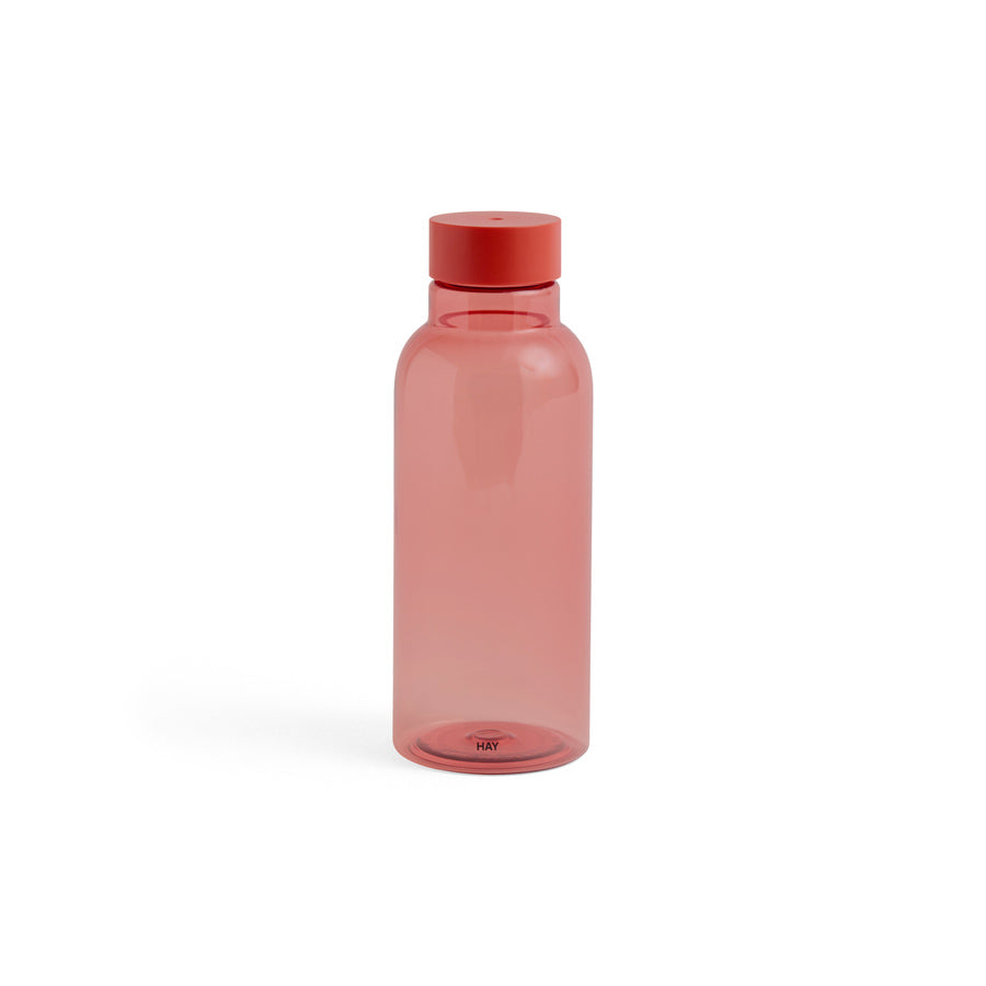 Hay-bouteille-eau-miz-gourde-rouge-moyen-par-naoto-fukasawa-Atelier-Kumo