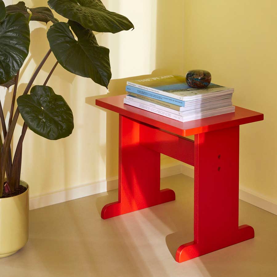 Hubsch-table-appoint-play-rouge-chambre-salon-cuisine-salle-de-bain-Atelier-Kumo