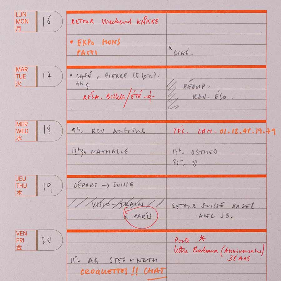 Le-Typographe-bloc-semainier-trilingue-vertical-orange-et-or-format-a4-bruxelles-Atelier-Kumo