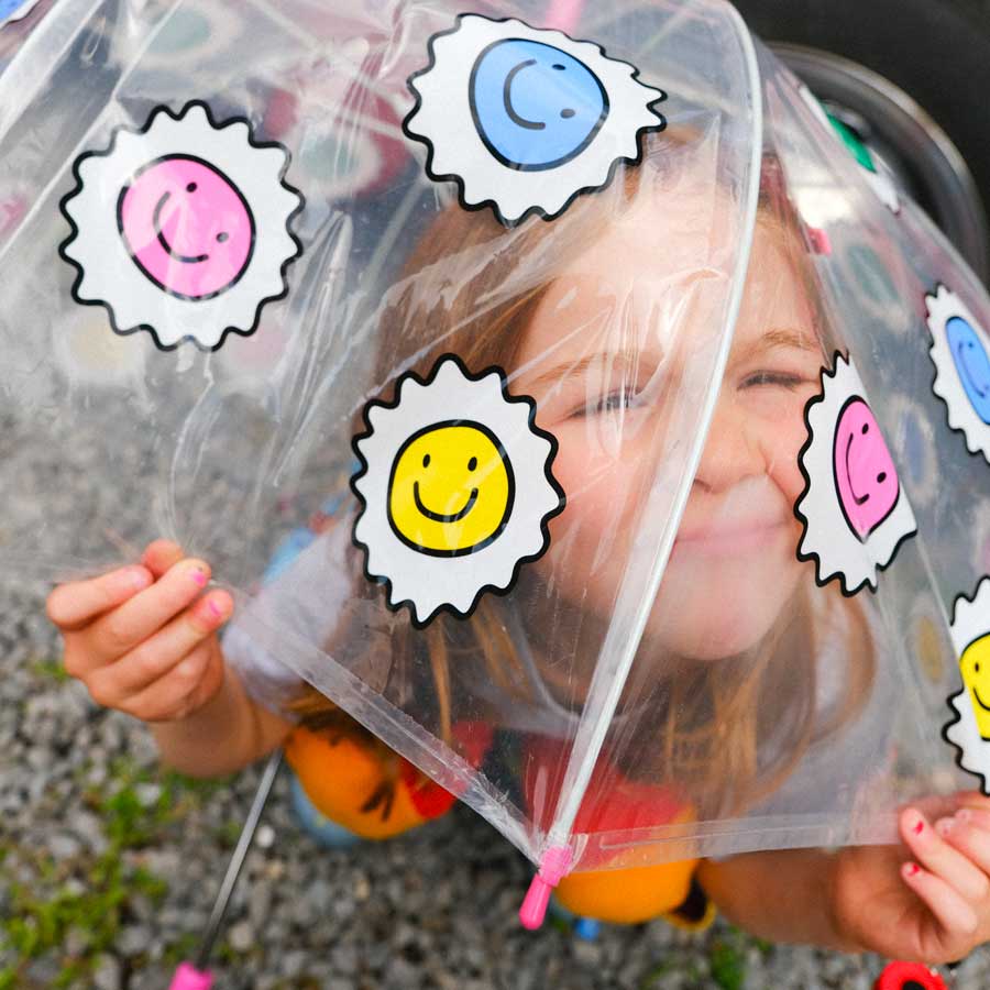 Mathilde-Cabanas-parapluie-smiley-enfant-Atelier-Kumo