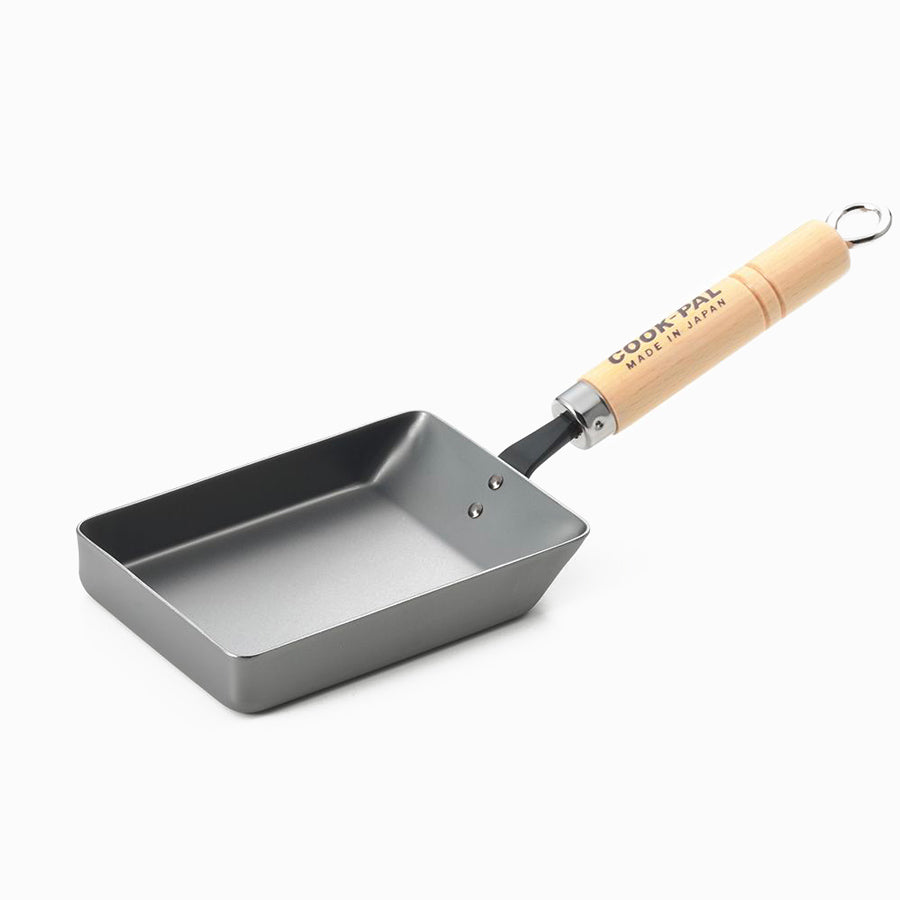 Yoshikawa-petite-poele-carre-pour-omelette-japonaise-oeuf-tamagoyaki-cook-pal-capacite-de-cuisson-a-haute-flamme-Atelier-Kumo