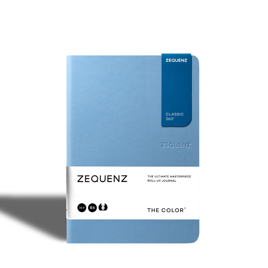 Zequenz-carnet-the-color-bleu-clair-B6-fait-main-flexible-souple-marque-page-magnetique-inclus-ecriture-Atelier-Kumo